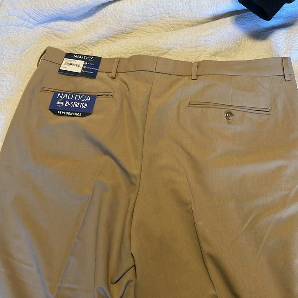 Nautica men’s NWTs pants. 40 x34” - Picture 4 of 4
